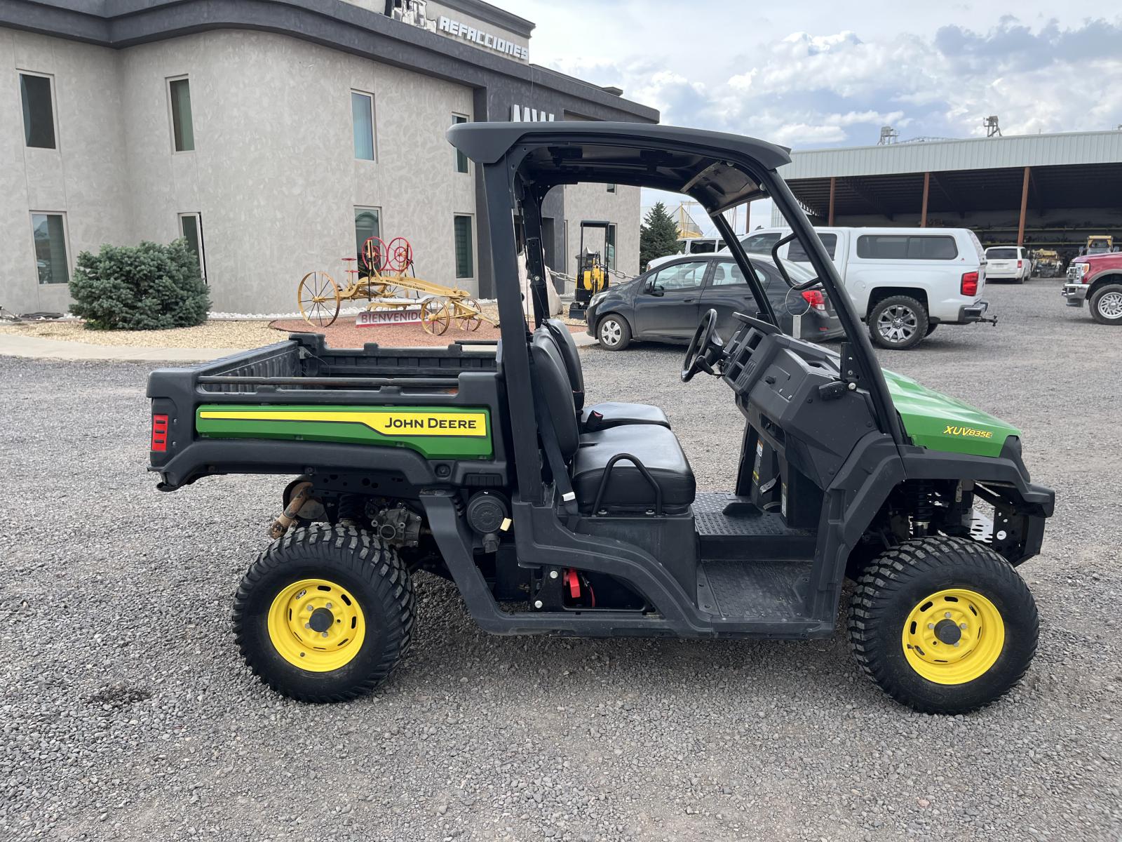 ./imagenes/INVOICE/2019/18255/JOHN DEERE XUV835E (13).JPG